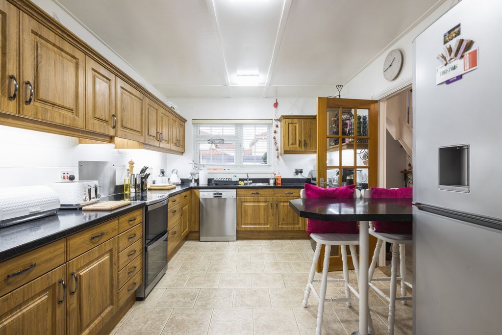 Additional image 9 of 5 bed detached house for saleLa Rue Des Canons, St. Helier, Jersey JE2