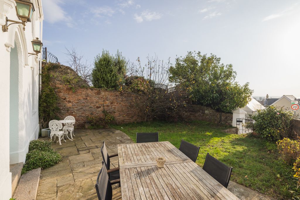 Additional image 4 of 5 bed detached house for saleLe Mont Cambrai, St. Lawrence, Jersey JE3