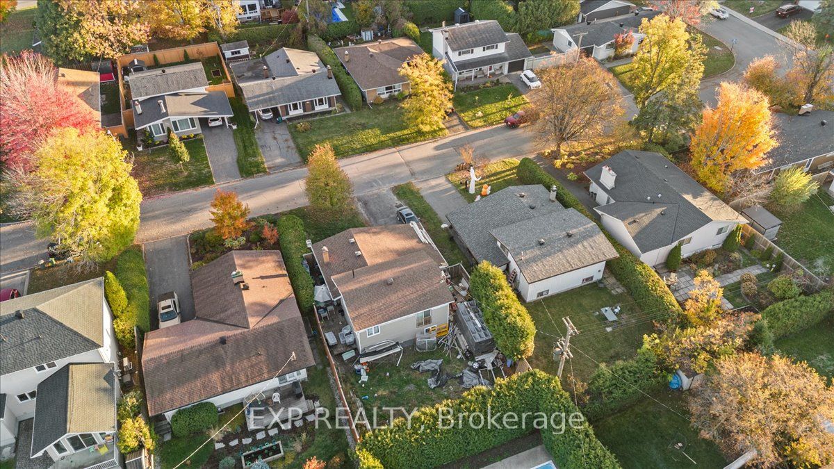 Additional image 5 of 2670 Stone Crescent N, Ottawa, ON, K2H 6Z1