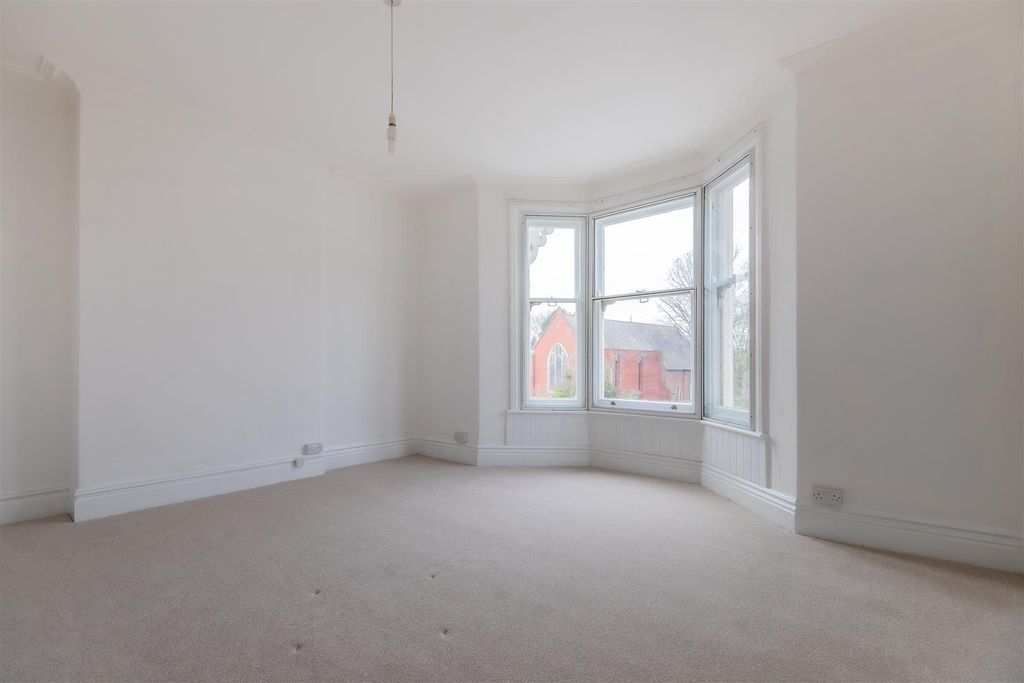 Additional image 16 of 2 bed flat for saleKimberley Road, Penylan Cardiff CF23
