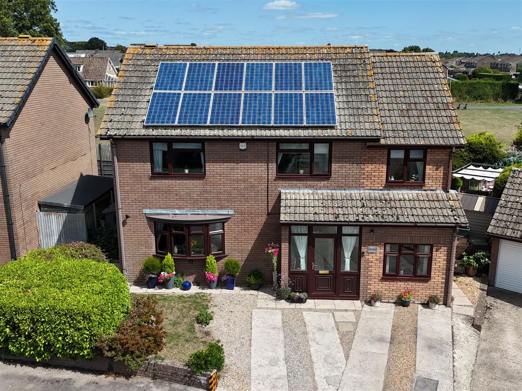 Additional image 31 of 4 bed detached house for saleHolly House, Castle Gardens, Caldicot NP26