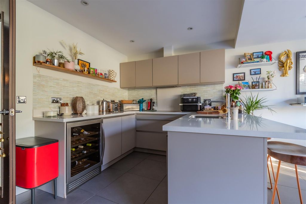 Additional image 4 of 4 bed property for saleConway Road, Pontcanna, Cardiff CF11