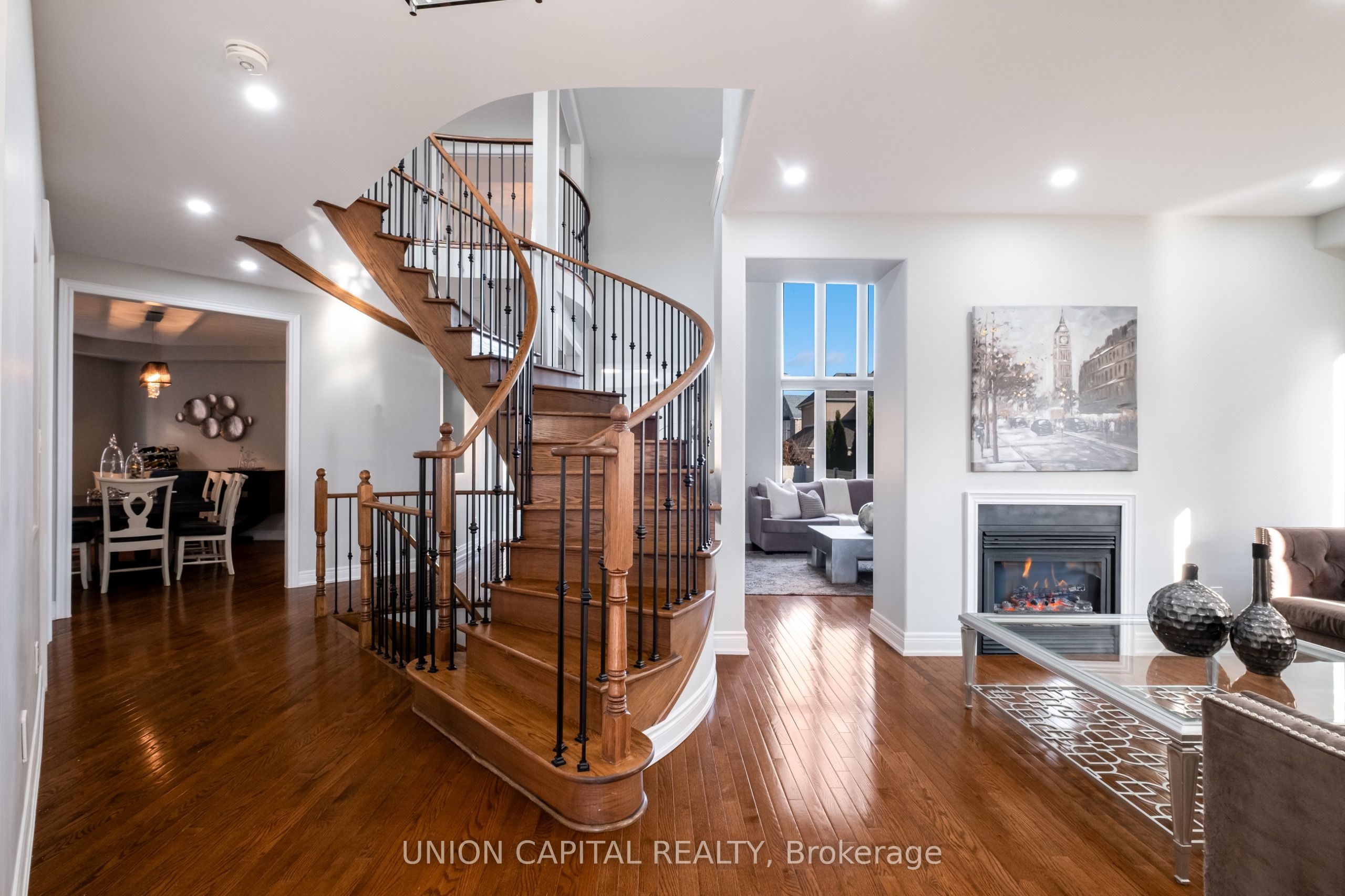 Additional image 3 of 67 Royal West Drive, Brampton, ON, L6X 0Z8