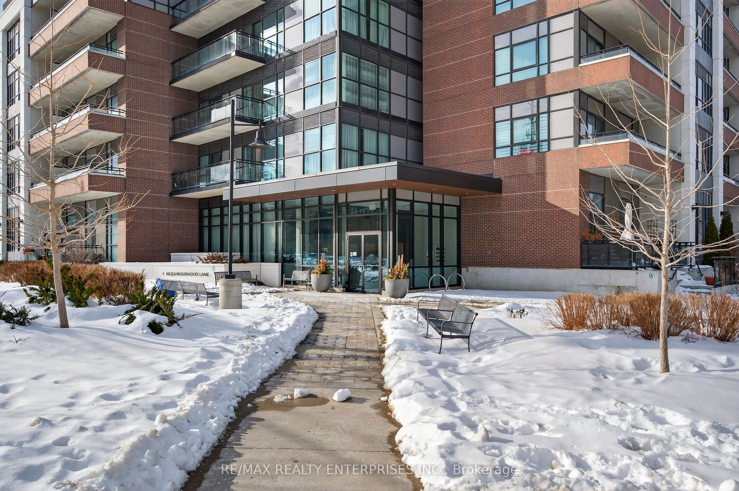 Additional image 2 of 401-1 Neighbourhood Lane, Toronto, ON, M8Y 0C2
