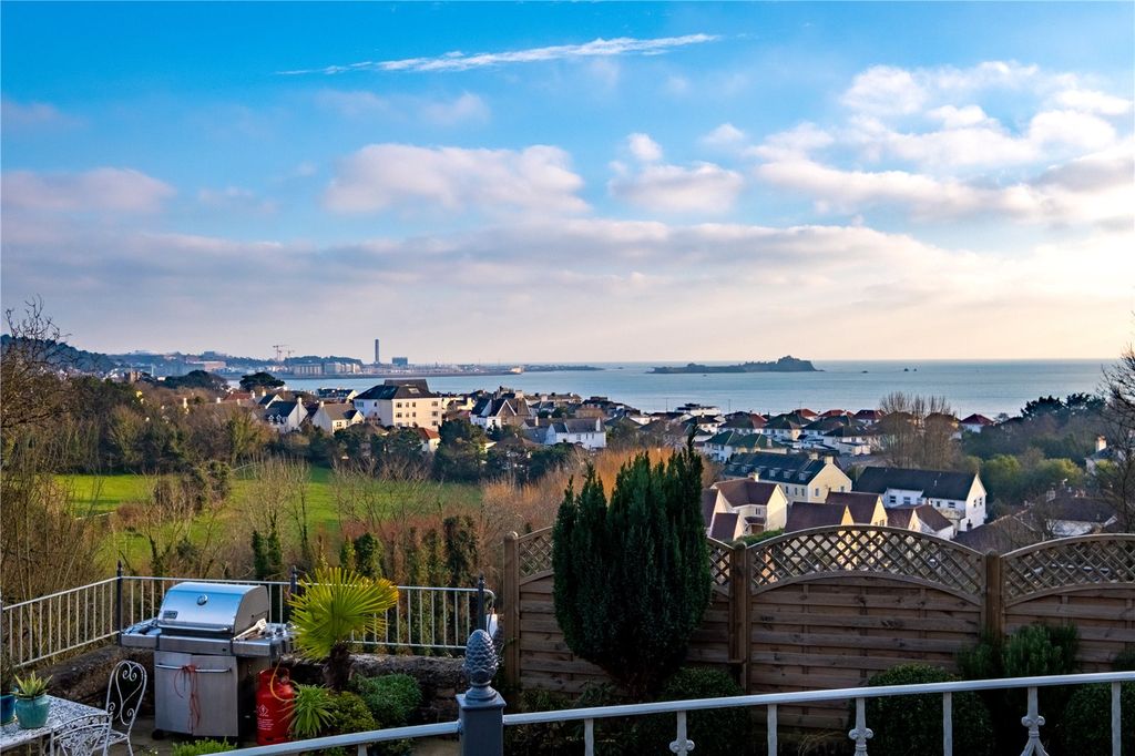 Additional image 10 of 4 bed detached house for saleLe Mont Felard, St. Lawrence, Jersey JE3