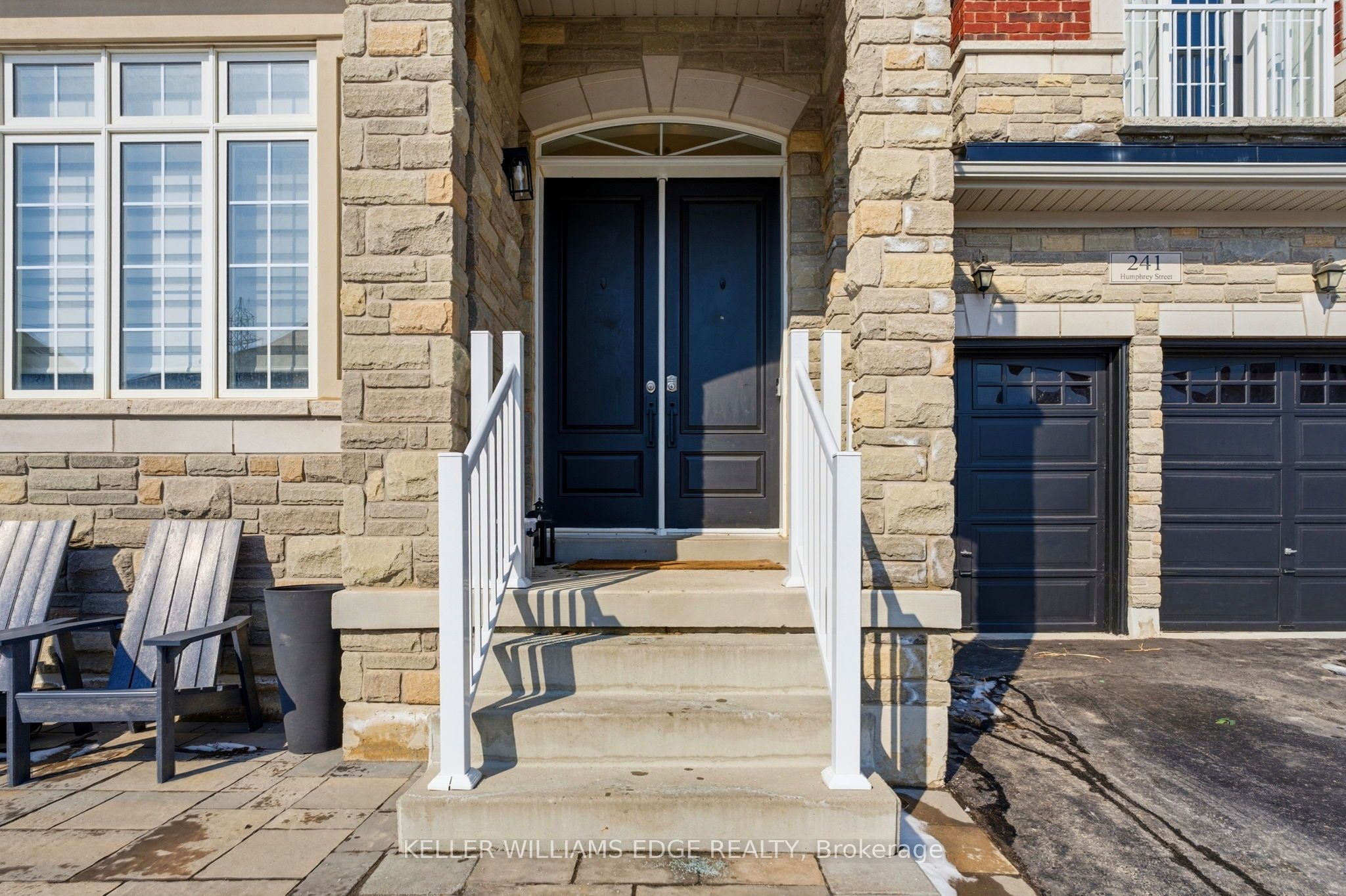 Additional image 2 of 241 Humphrey Street, Hamilton, ON, L8B 1X4