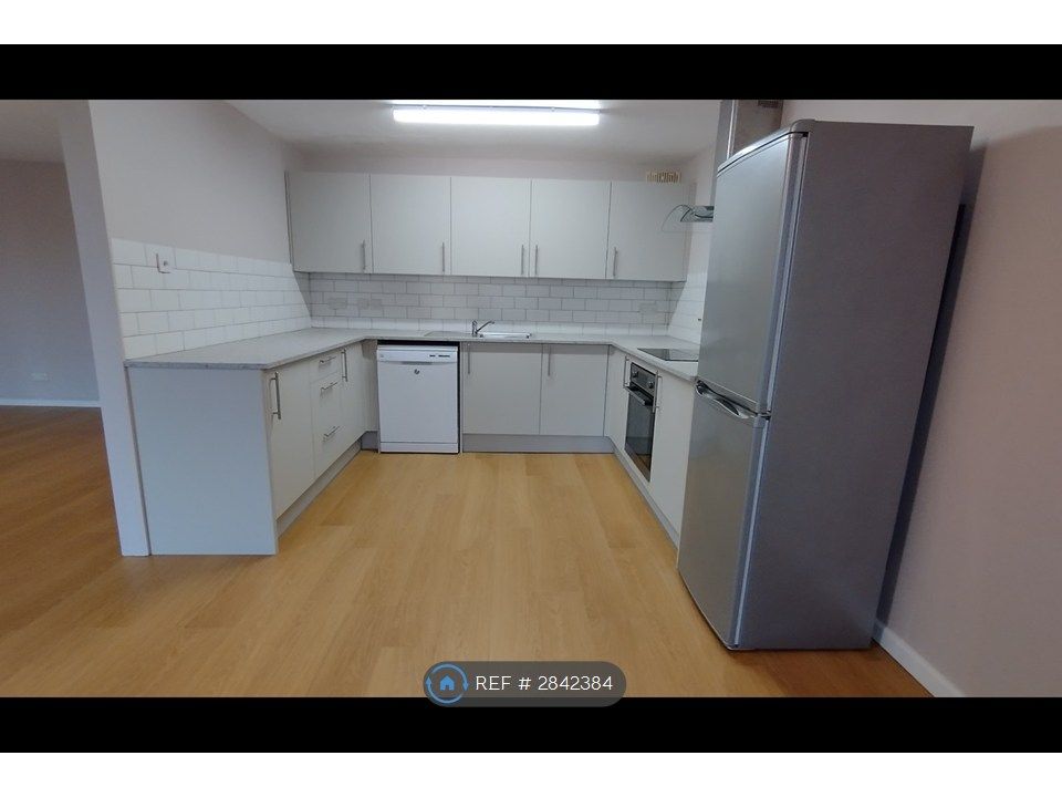 2 bed flat to rentBridge Road, Bristol BS8 photo 5