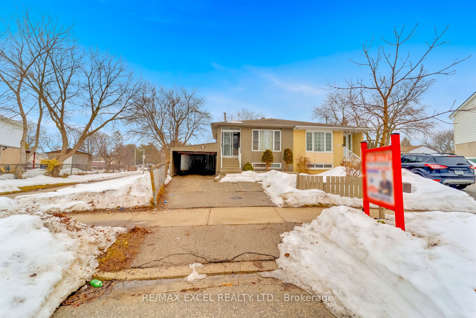 57 Lowry Square, Toronto, ON, M1B 1N7