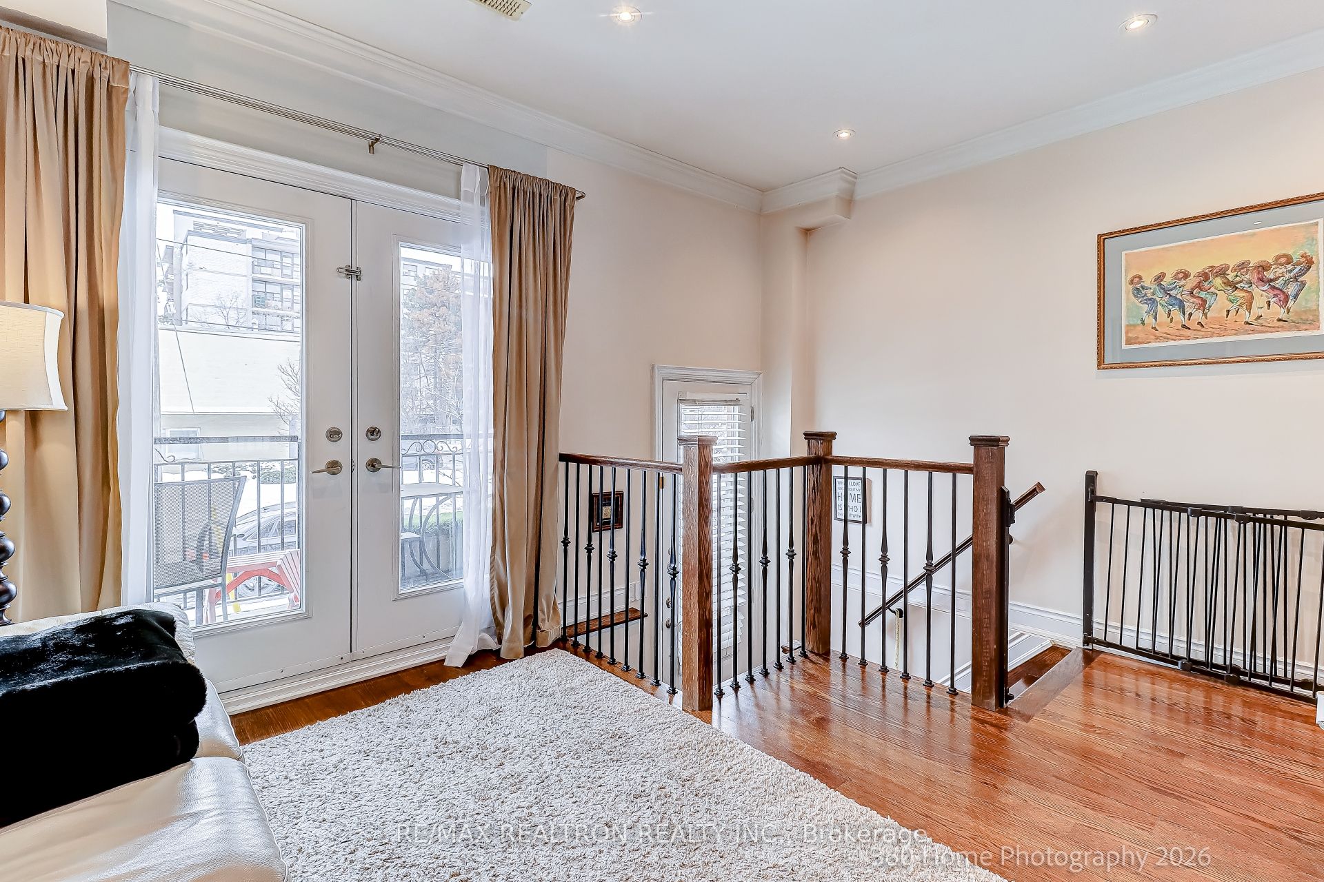 Additional image 3 of 7 Stadacona Drive, Toronto, ON, M6A 1Y5