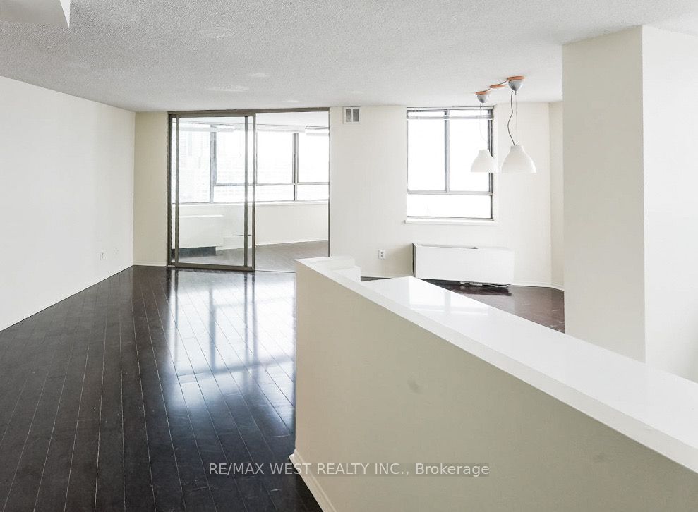 Additional image 4 of 1301-260 Queens Quay W N/a, Toronto, ON, M5J 2N3
