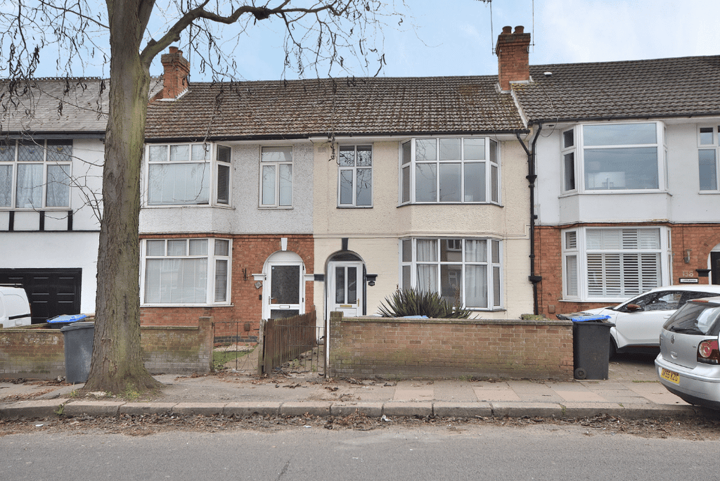 3 bed terraced house to rentKingsthorpe Grove, Northampton NN2