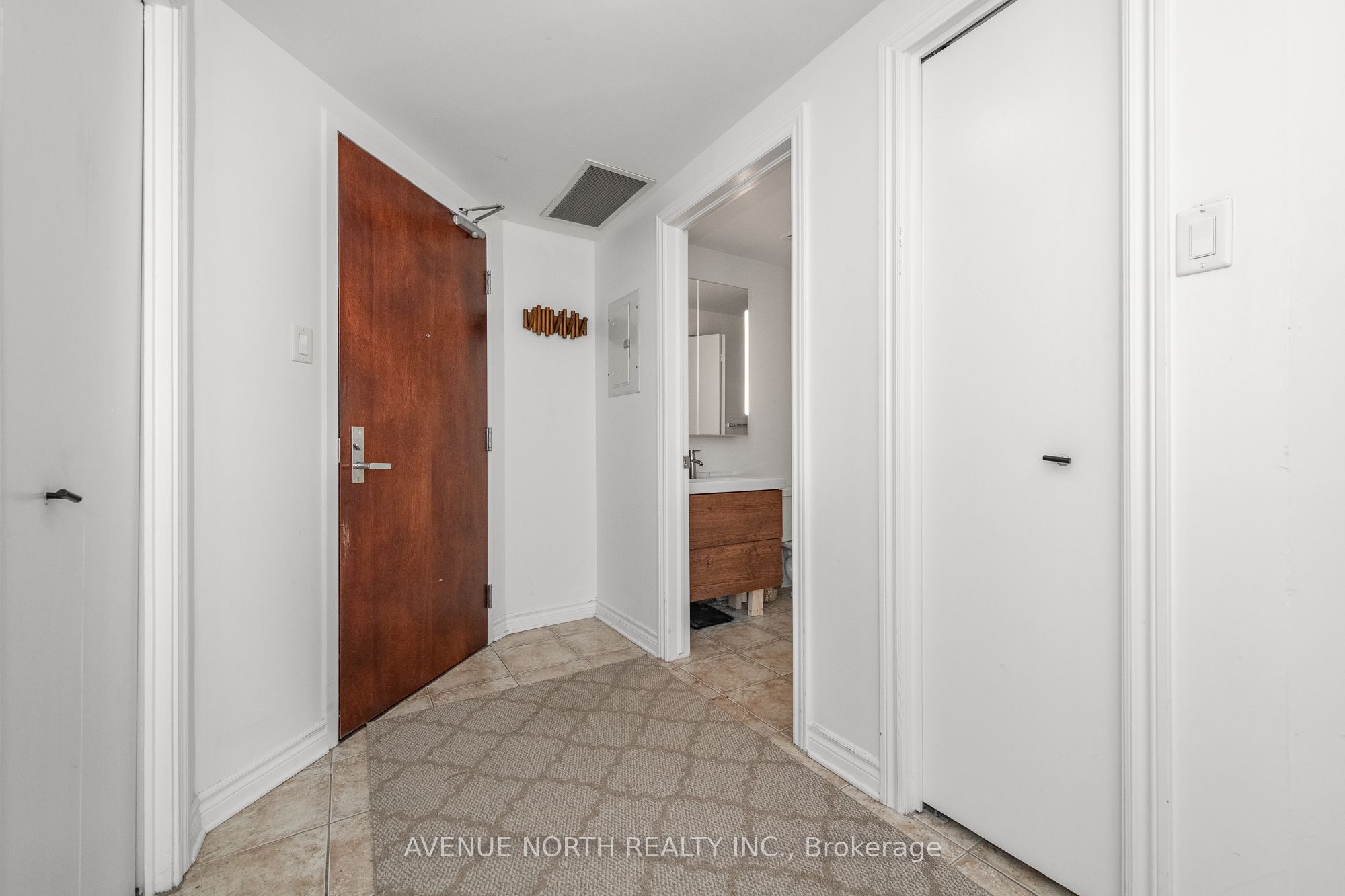 Additional image 5 of 912-200 Rideau Street, Ottawa, ON, K1N 5Y1