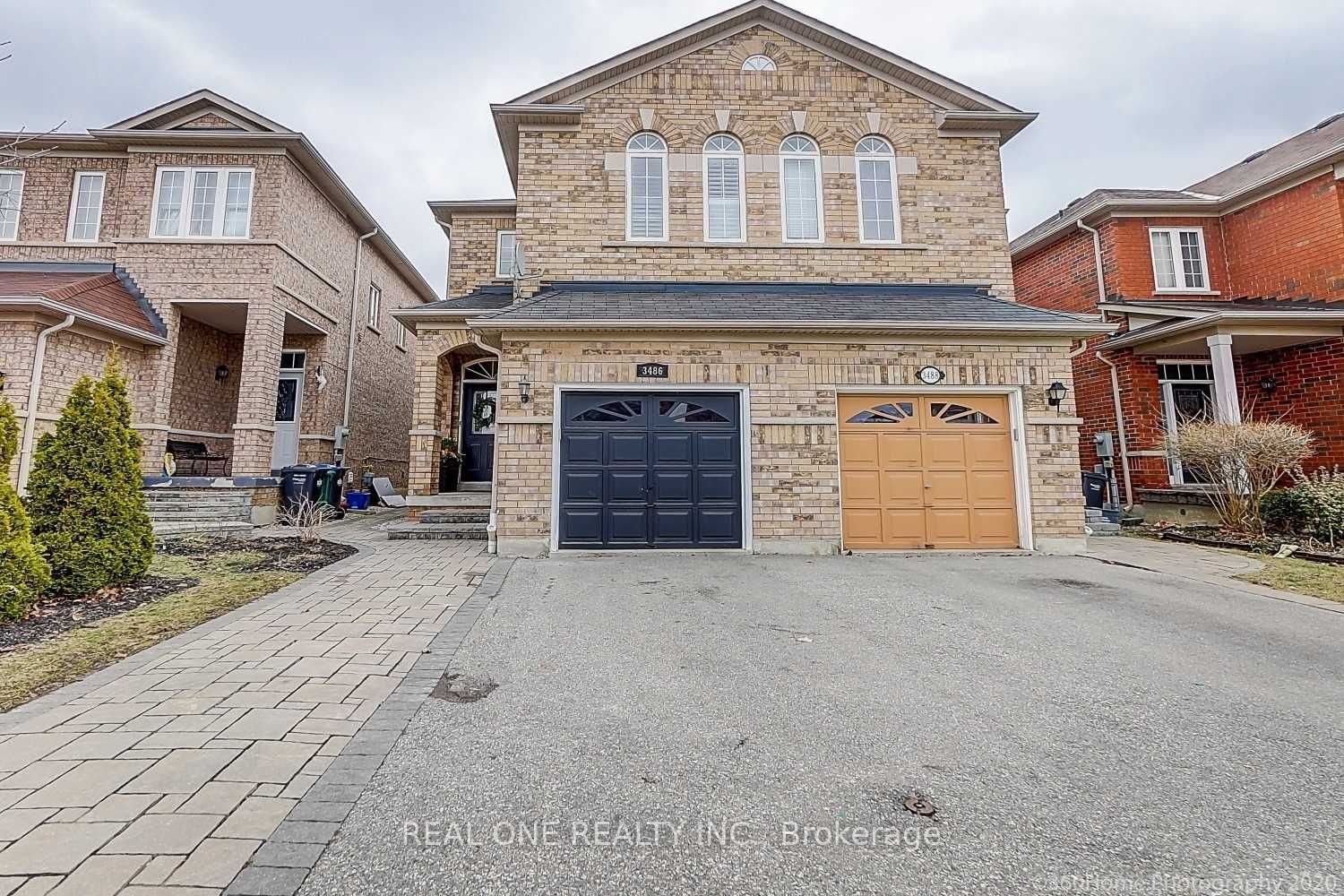 Upper-3486 Fountain Park Avenue, Mississauga, ON, L5M 7E5