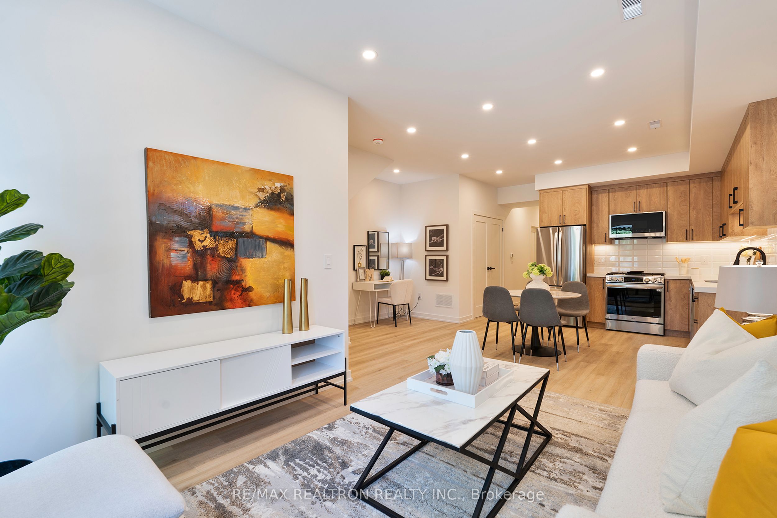 Main-53 Alameda Avenue, Toronto, ON, M6C 3W3