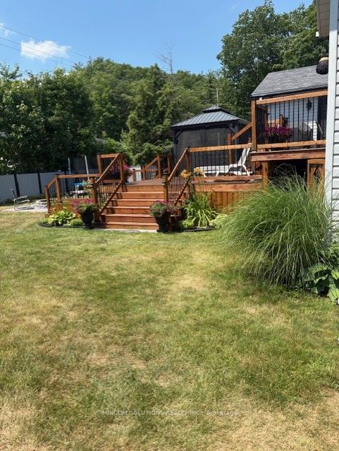 4 Downer Crescent, Wasaga Beach, ON, L9Z 1B9 photo 4
