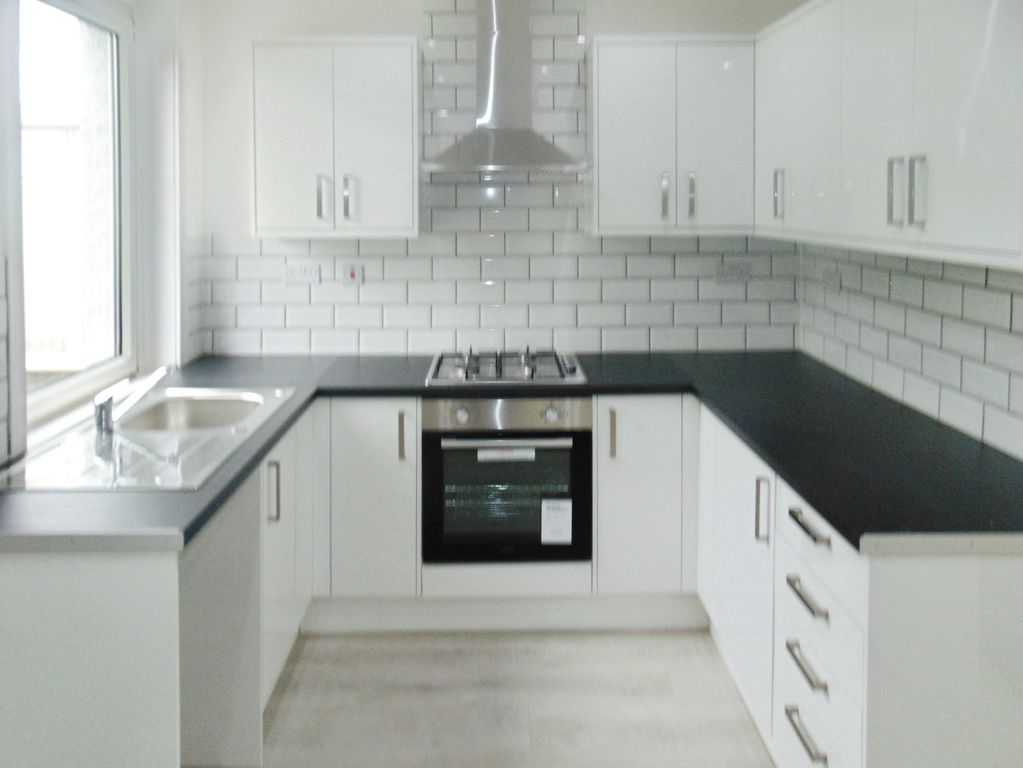Additional image 2 of 2 bed semi-detached house to rentDyfrig Street, Shotts, North Lanarkshire ML7