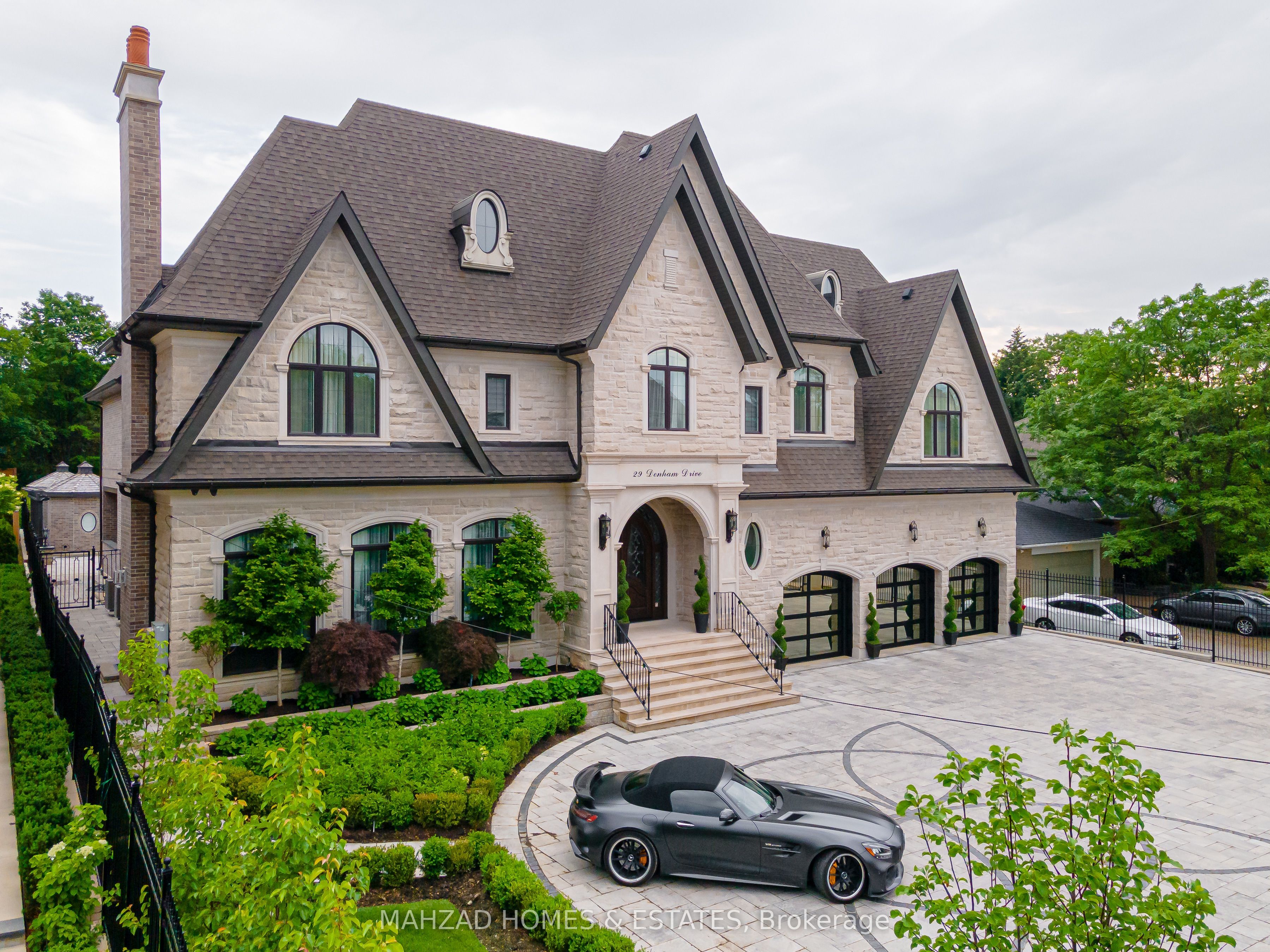 Additional image 2 of 29 Denham Drive, Richmond Hill, ON, L4C 6H6