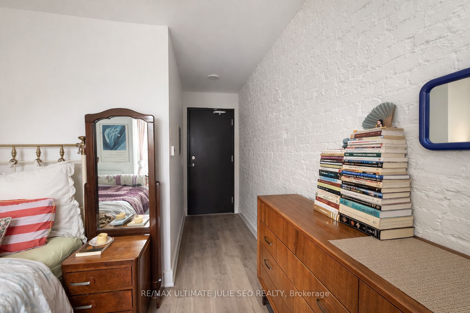 Additional image 4 of 301-432 St Clarens Avenue, Toronto, ON, M6H 3W3