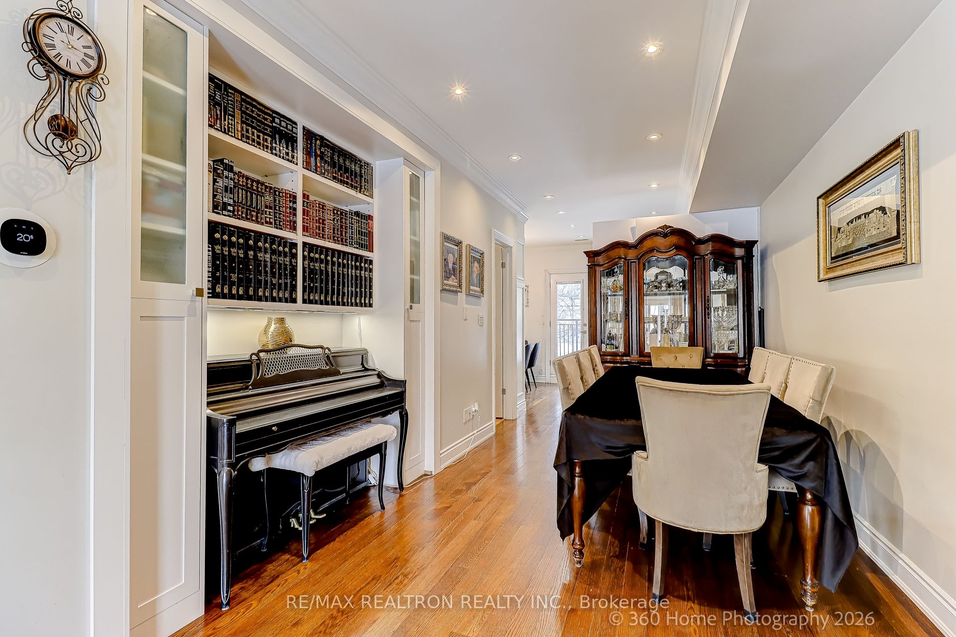 Additional image 6 of 7 Stadacona Drive, Toronto, ON, M6A 1Y5