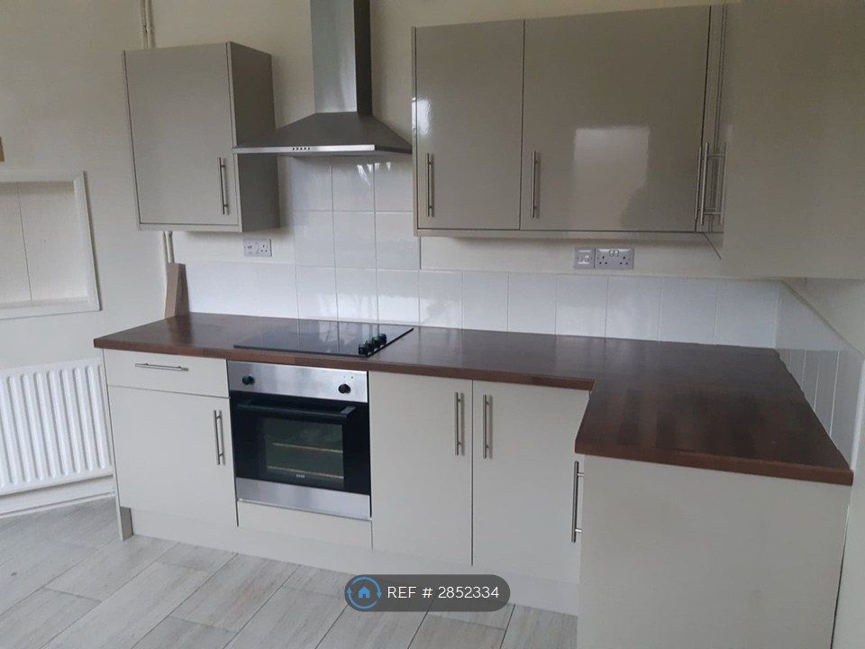 2 bed flat to rentCleethorpes, Cleethorpes DN35 photo 3