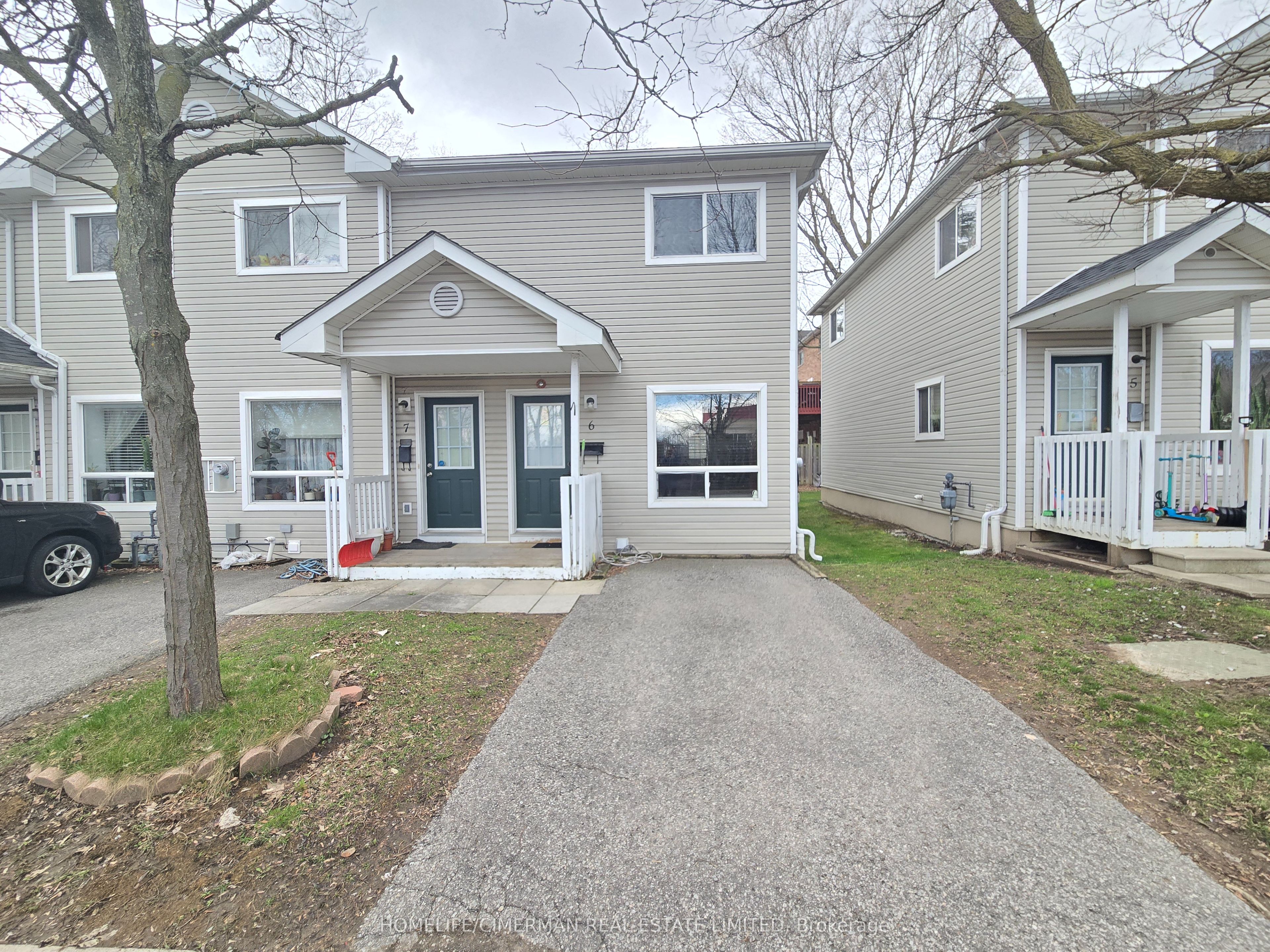 6-4277 Lawrence Avenue E, Toronto, ON, M1E 2S8