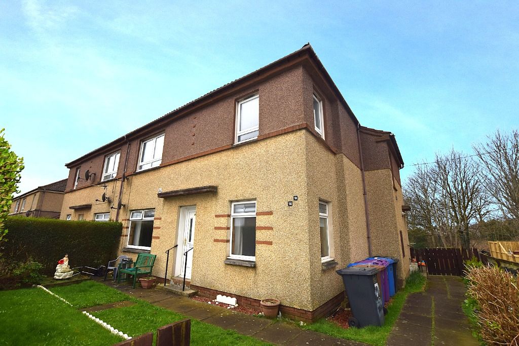 2 bed flat to rentOld Raise Road, Saltcoats, North Ayrshire KA21