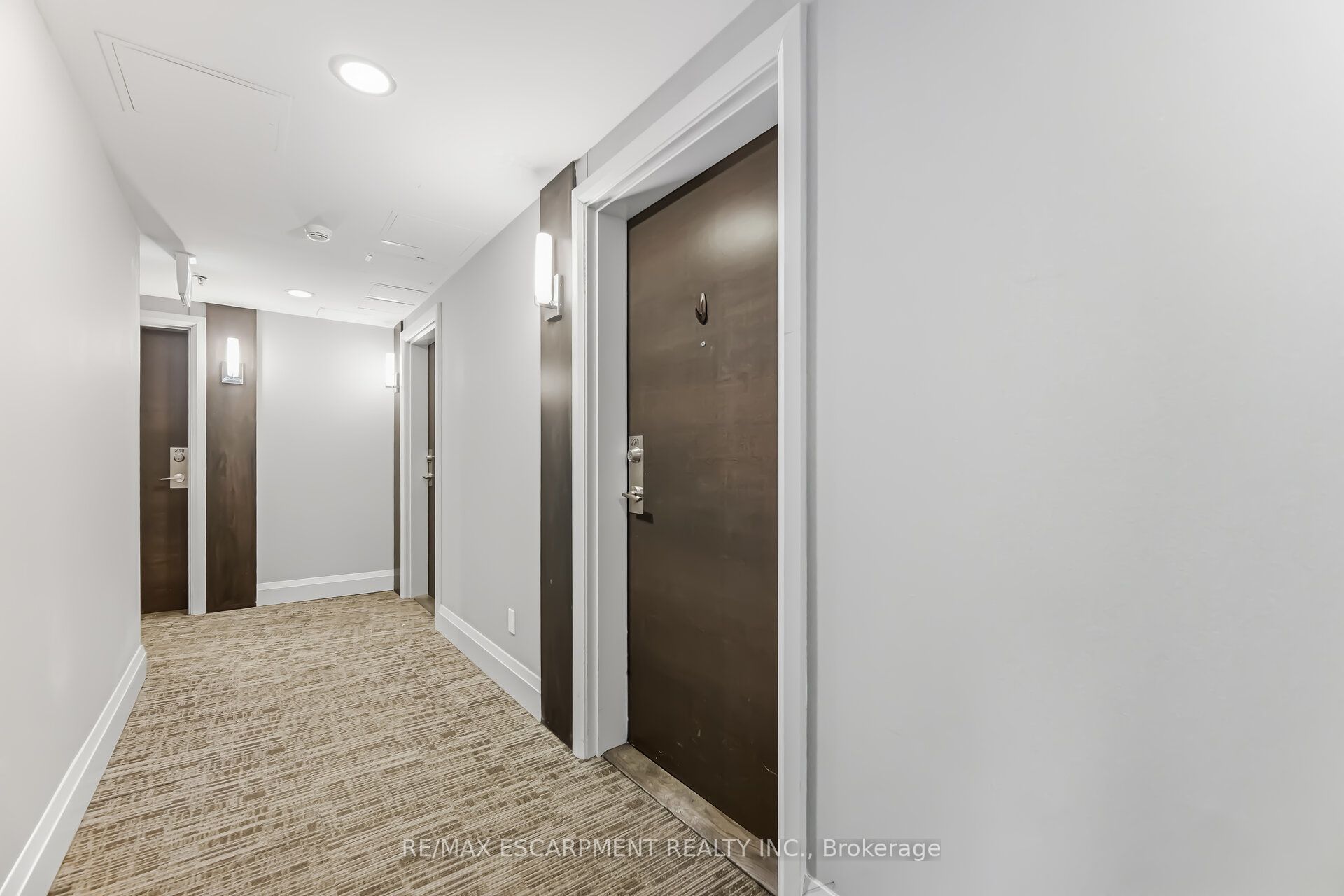 Additional image 5 of 220-150 Oak Park Boulevard, Oakville, ON, L6H 3P2