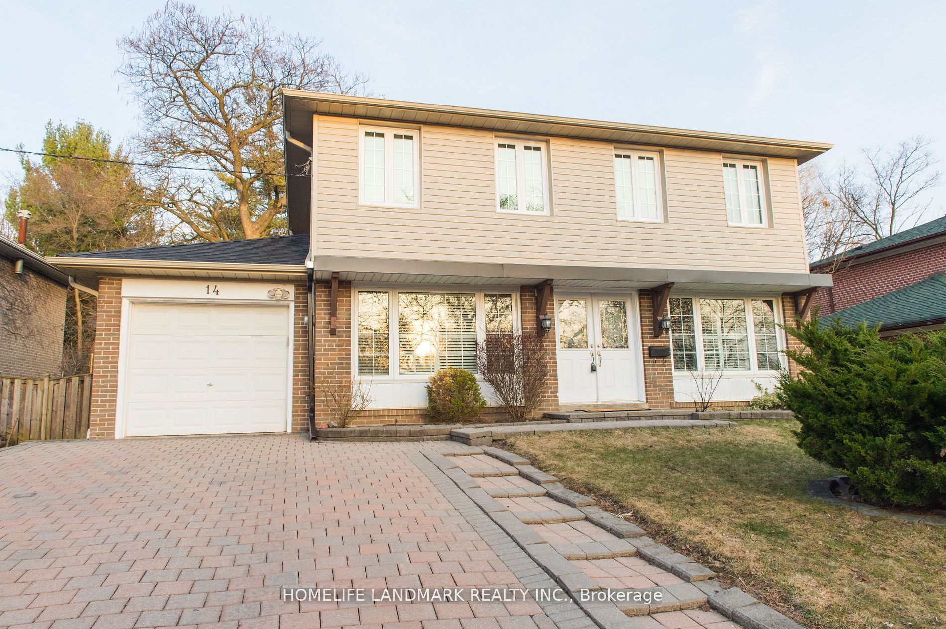 14 Lehar Crescent, Toronto, ON, M2H 1J5