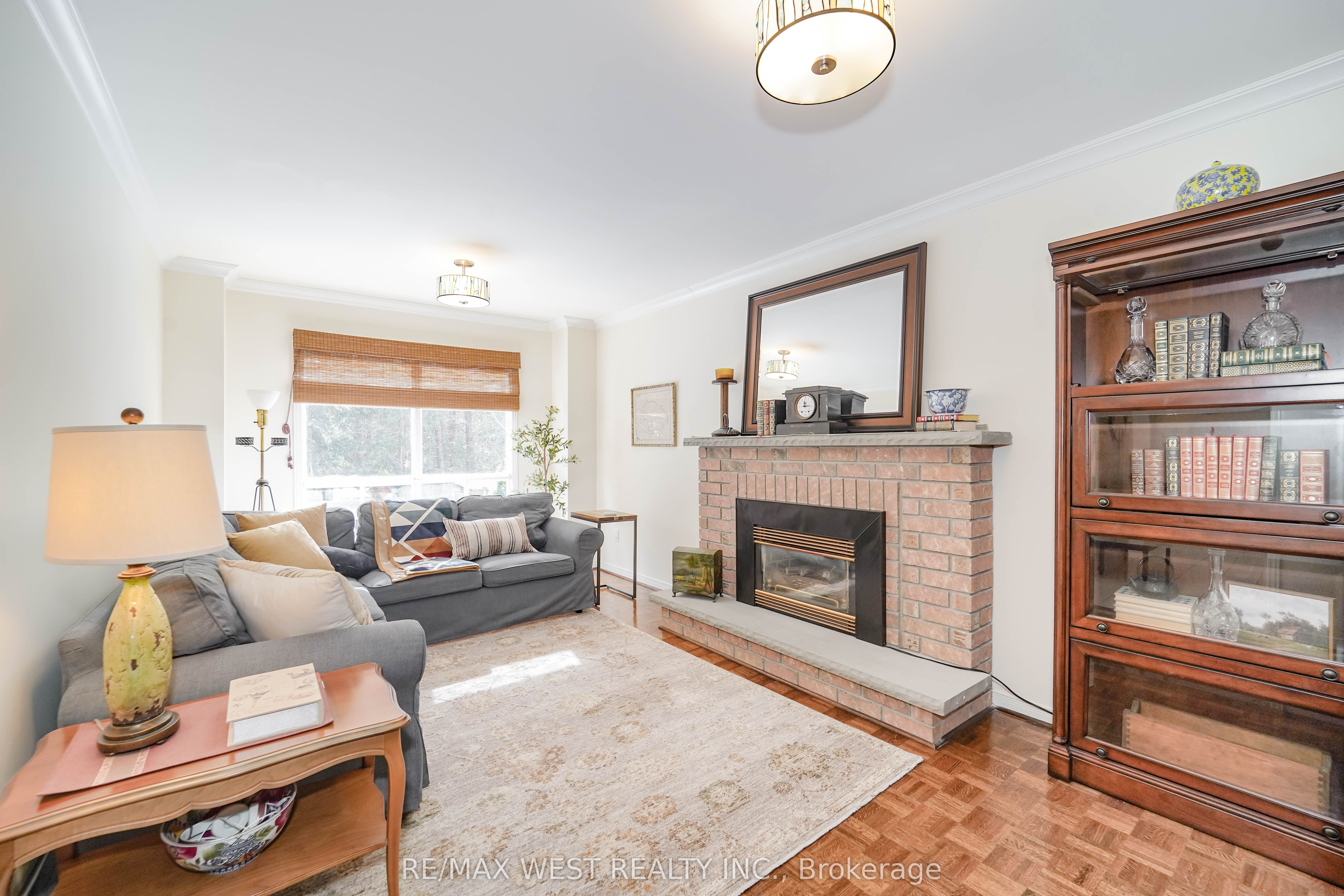 Additional image 3 of 43 Summitcrest Drive, Richmond Hill, ON, L4S 1A7