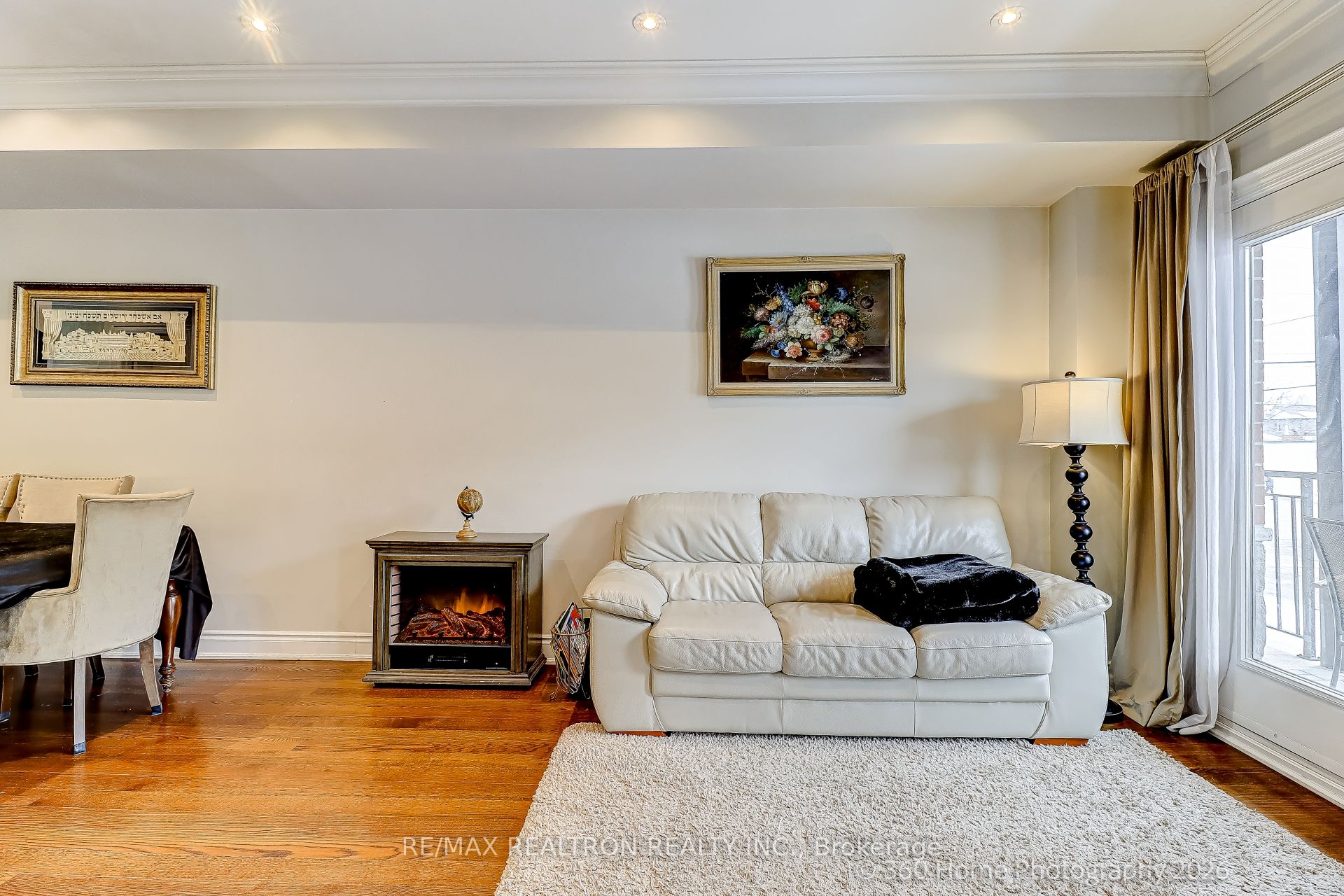 Additional image 4 of 7 Stadacona Drive, Toronto, ON, M6A 1Y5