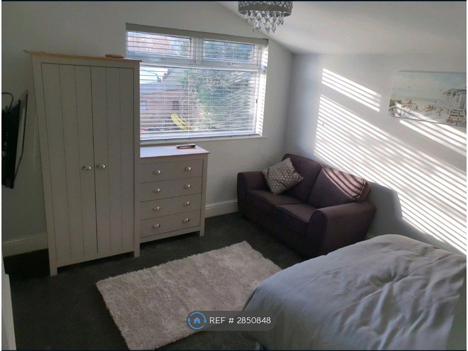 Studio to rentMacaulay St, Grimsby DN31 photo 2