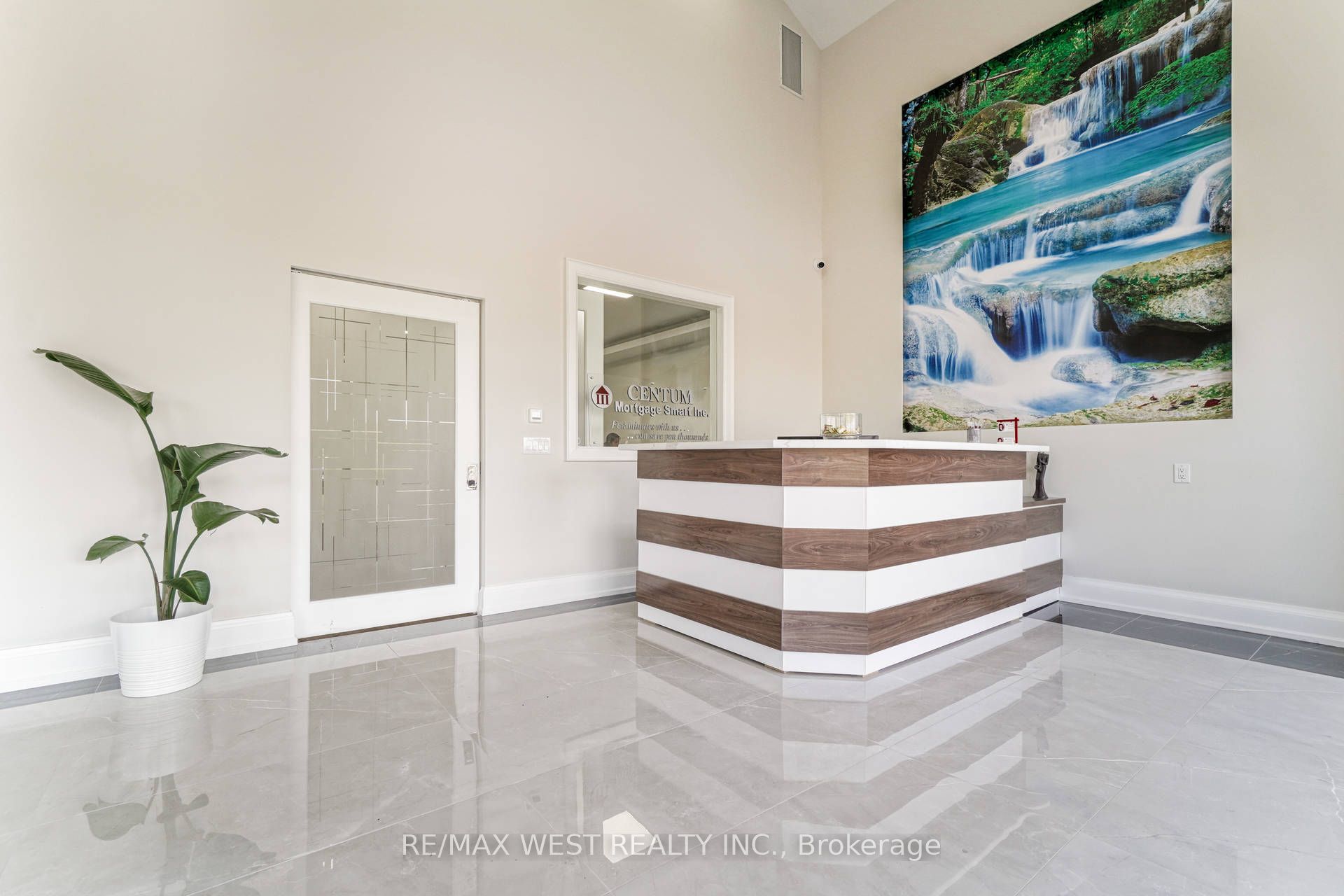 20 (7)-7956 Torbram Road, Brampton, ON, L6T 5A2
