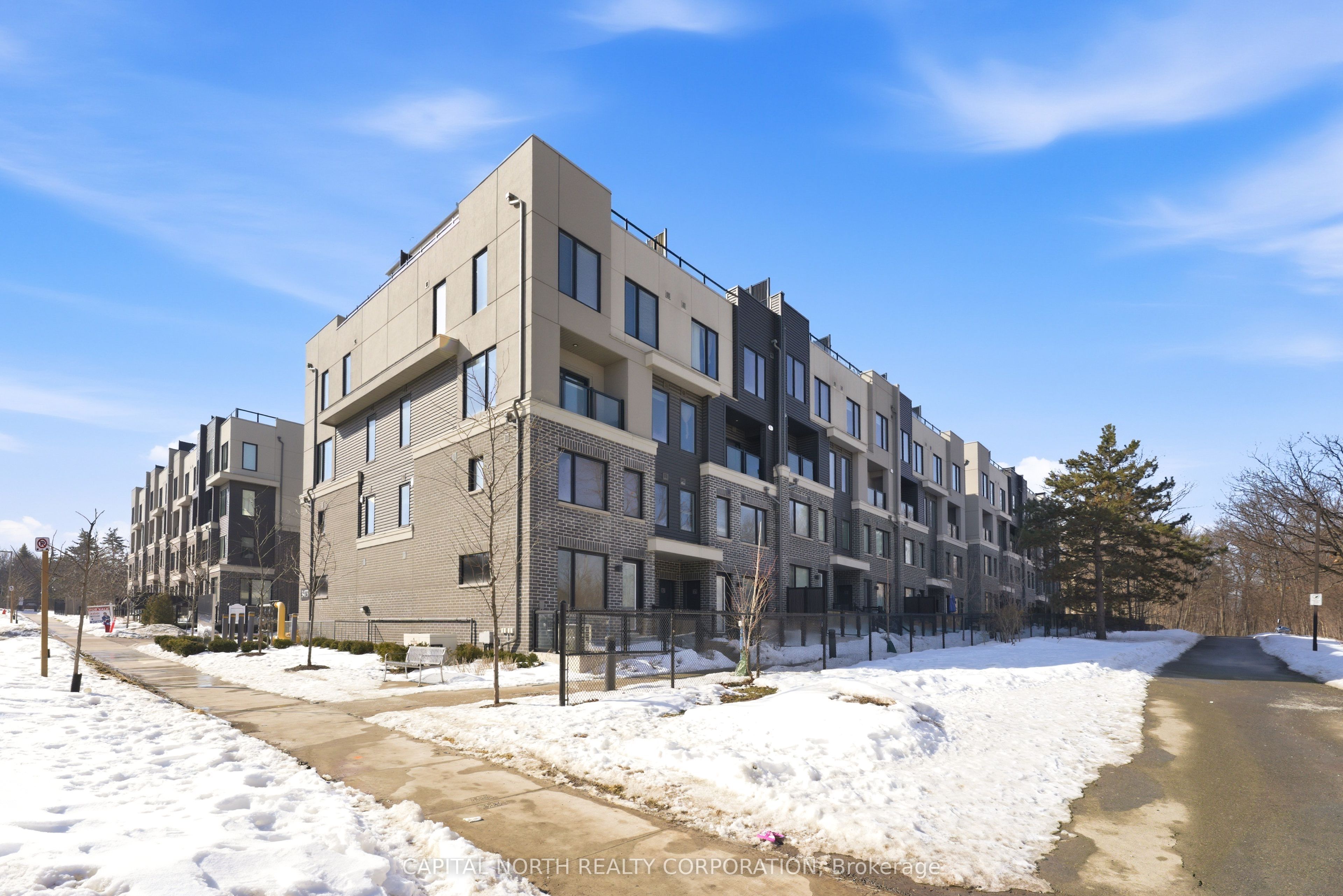 23-3473 Widdicombe Way, Mississauga, ON, L5L 0B8