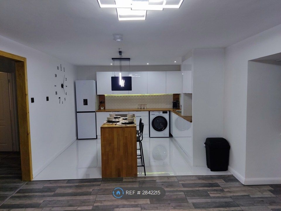 2 bed flat to rentWhittagreen Court, Motherwell ML1