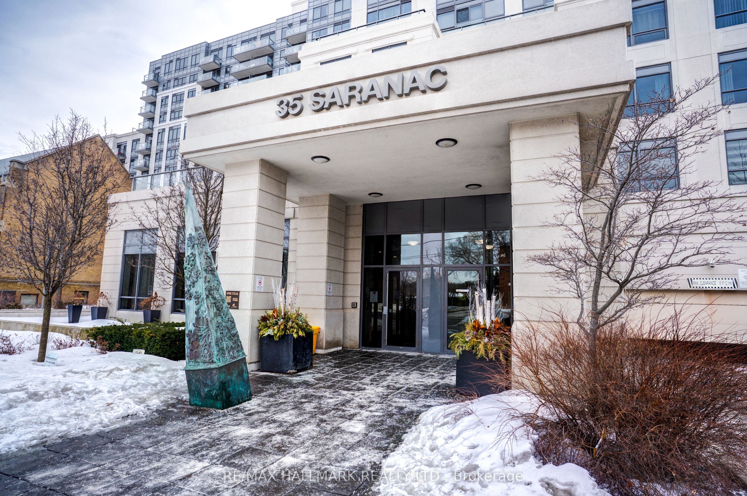 Additional image 2 of 630-35 Saranac Boulevard, Toronto, ON, M6A 2G4