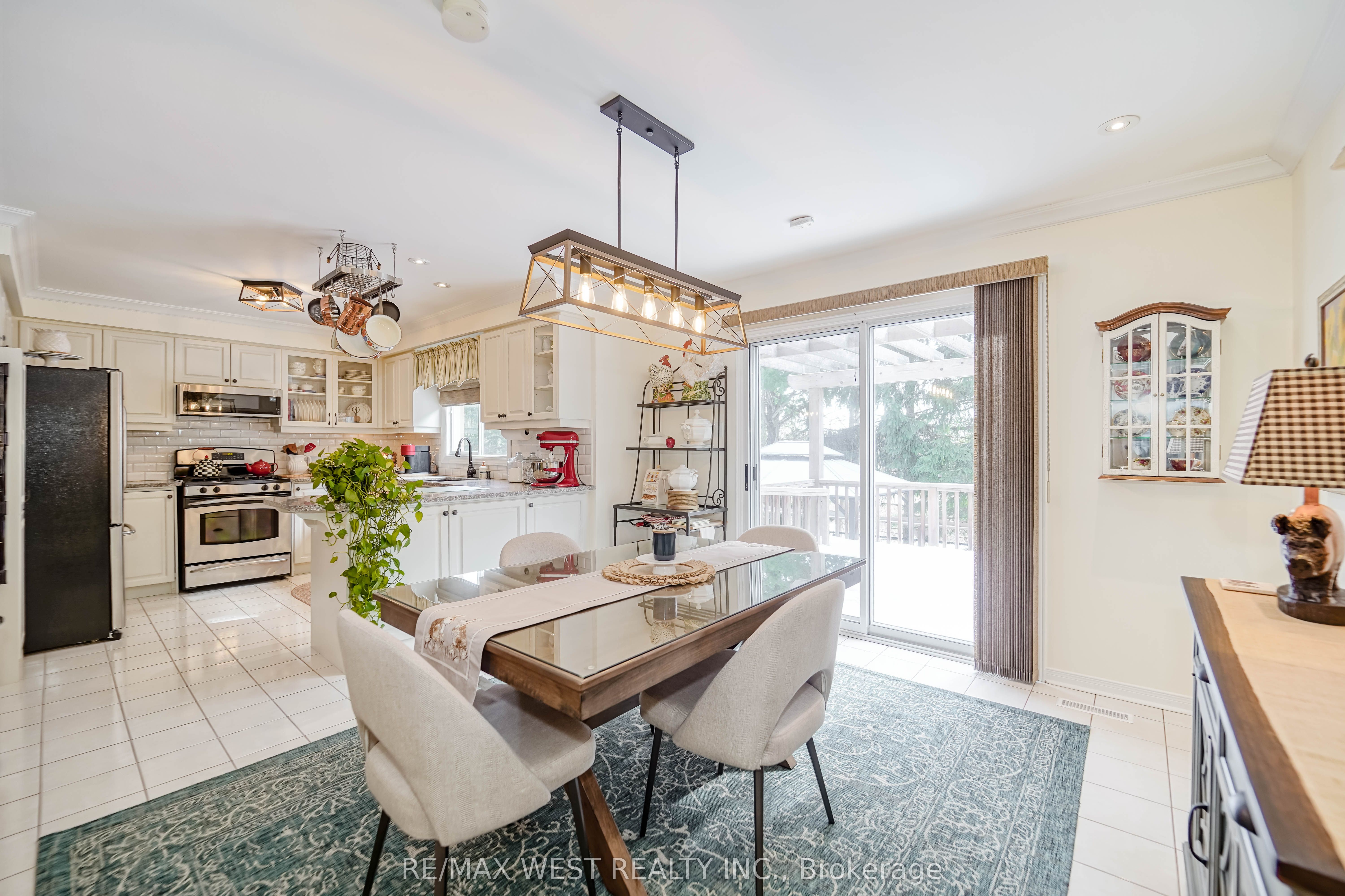 Additional image 4 of 43 Summitcrest Drive, Richmond Hill, ON, L4S 1A7