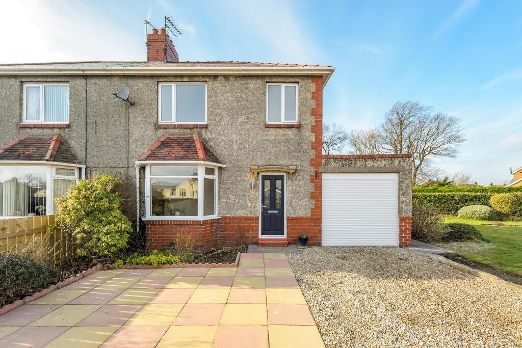 3 bed semi-detached house to rentGreensfield Avenue, Alnwick NE66