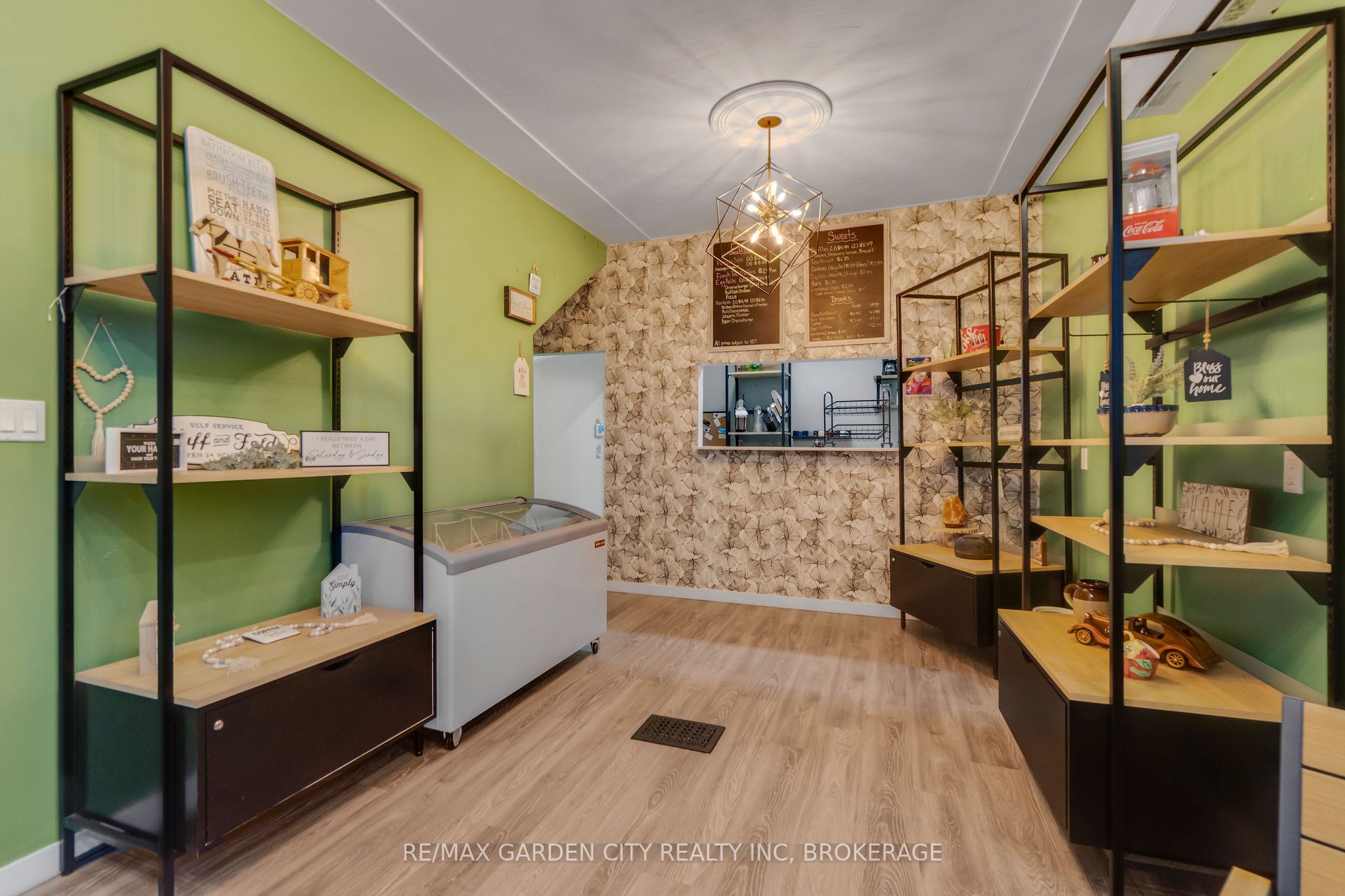 Additional image 5 of 2147 King Street E, Hamilton, ON, L8K 1W5