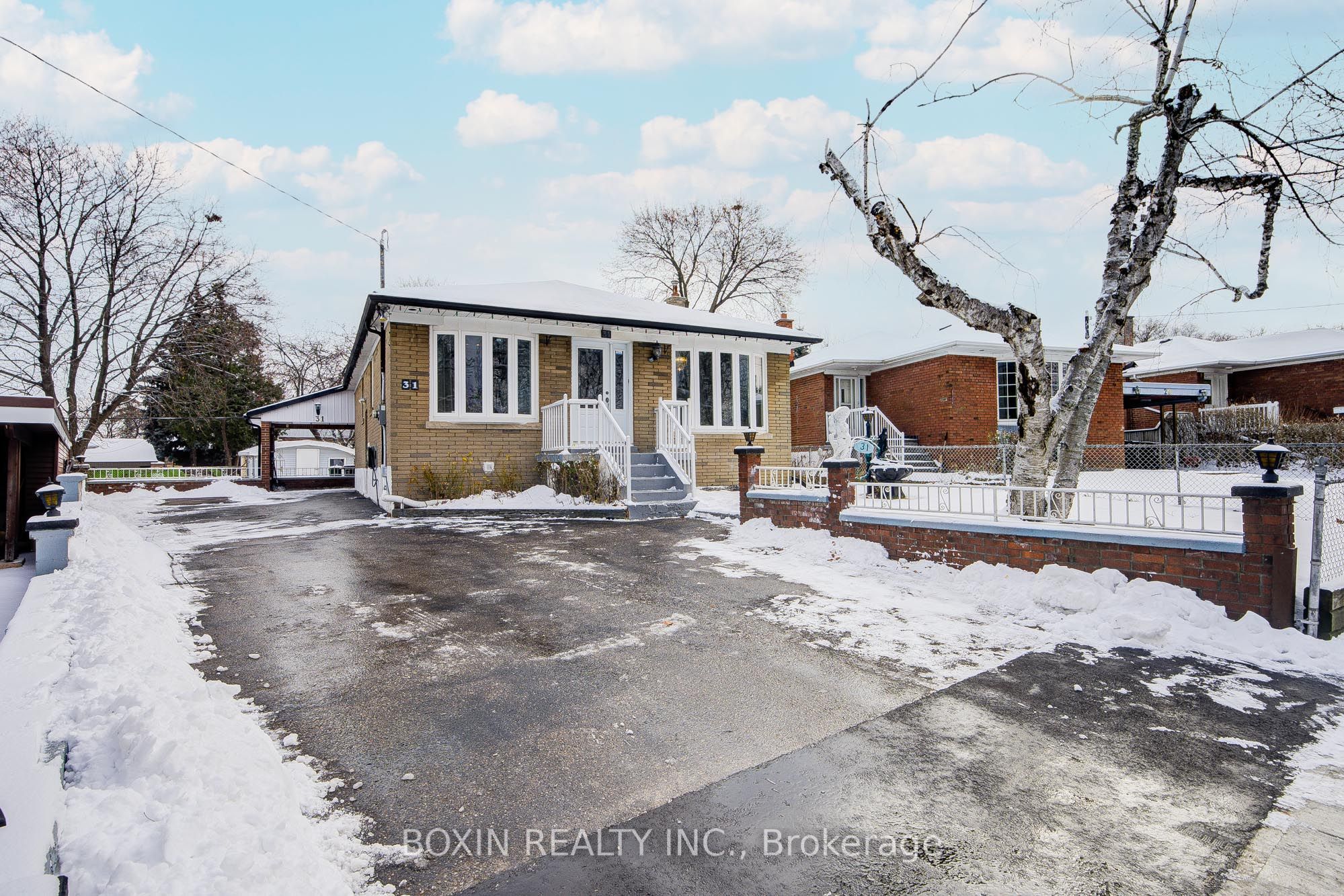 31 Tremely Crescent, Toronto, ON, M1K 3Y8