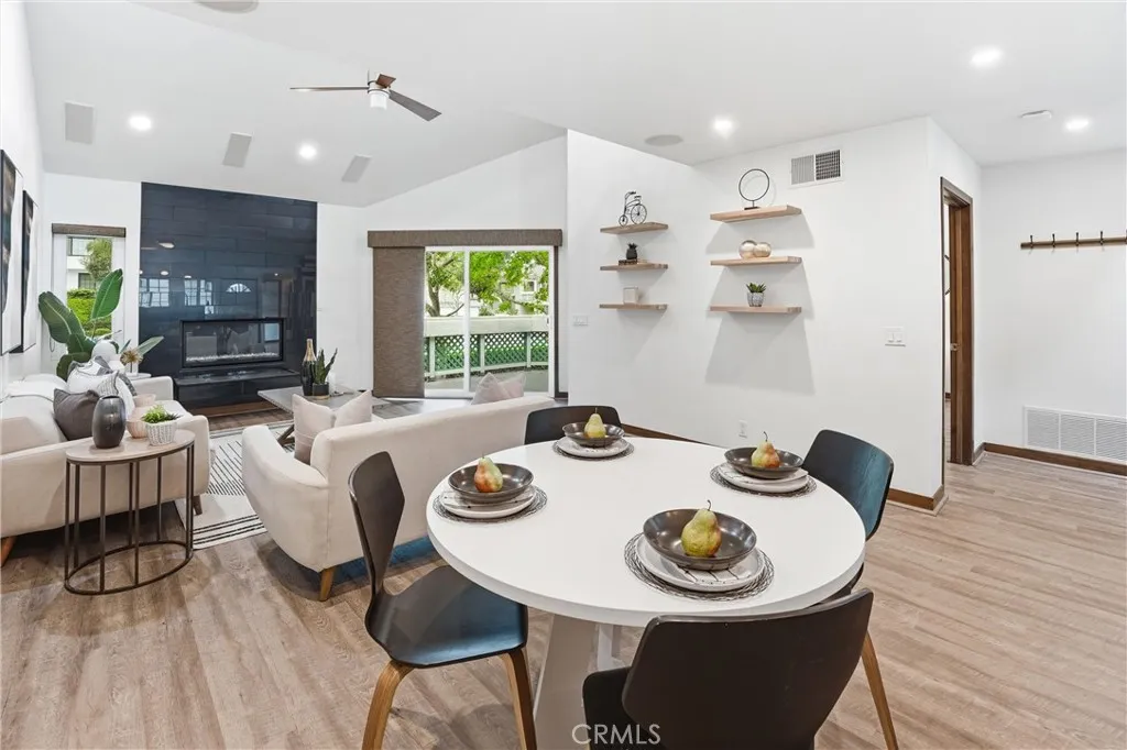 Additional image 15 of 19401 Sunray Lane Unit 204, Huntington Beach, CA 92648
