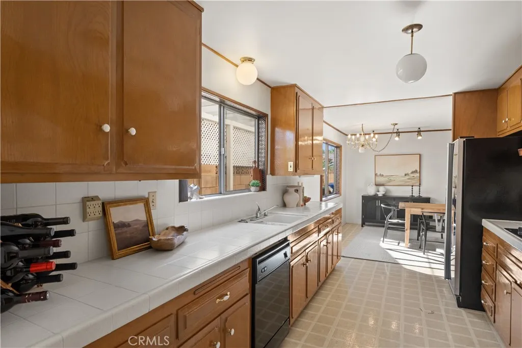 Additional image 9 of 20631 Romar St, Chatsworth, CA 91311
