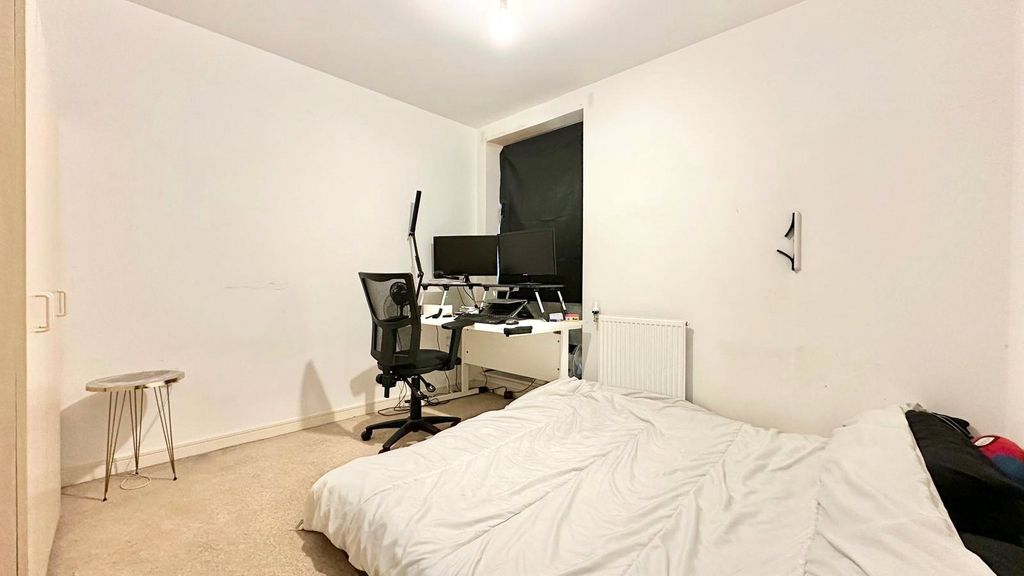 Additional image 4 of 2 bed flat for saleKingfisher Heights, 2 Bramwell Way, London E16