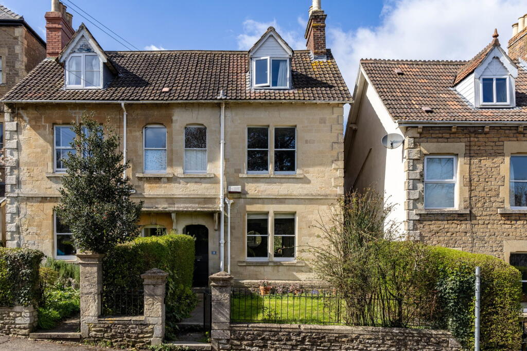 Weymouth Road, Frome, BA11 1HJ