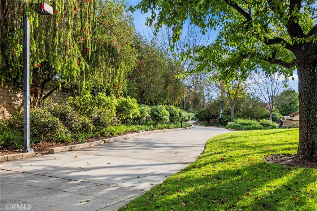 Additional image 140 of 25547 Via Impreso, Valencia, CA 91355