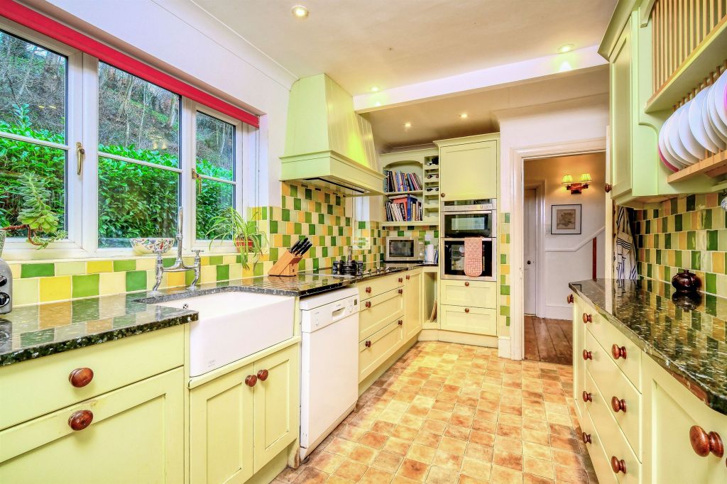Additional image 6 of 4 bed detached house for saleSt. Johns Hill, Shaftesbury SP7