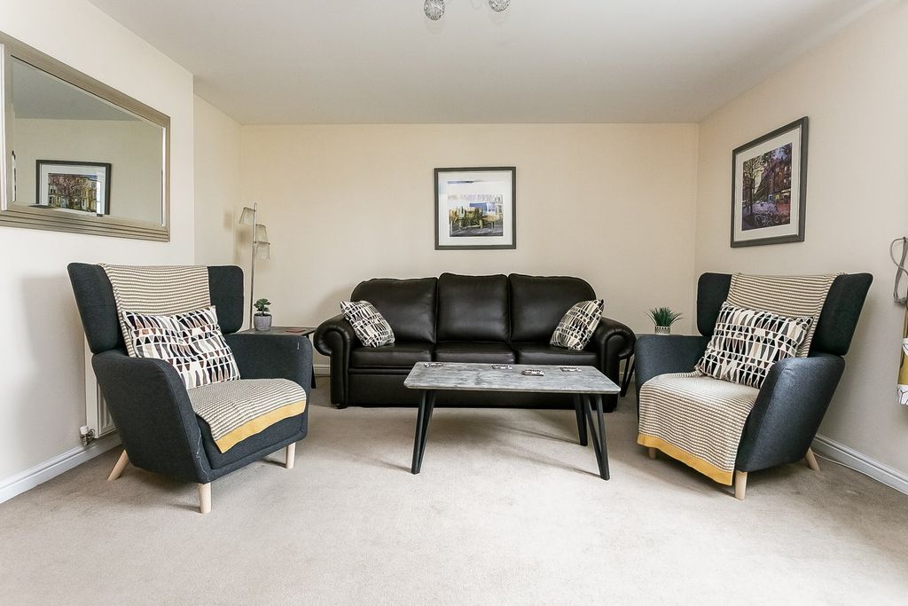 Additional image 5 of 2 bed flat for saleAllanfield Place, Edinburgh EH7