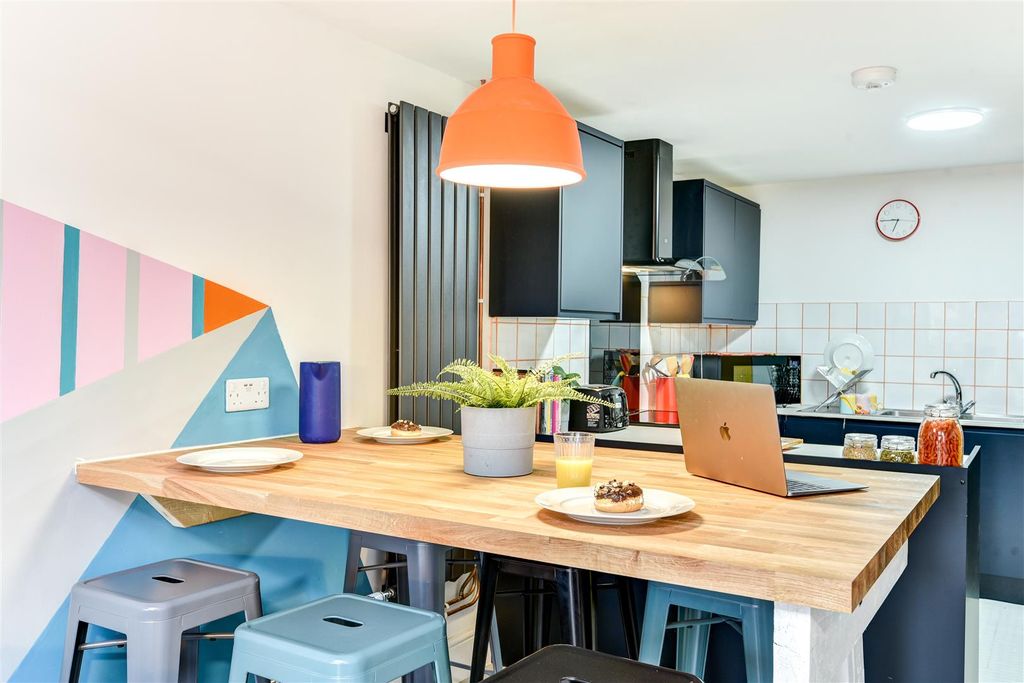 Additional image 4 of 6 bed semi-detached house for saleQueens Road, Beeston, Nottingham NG9