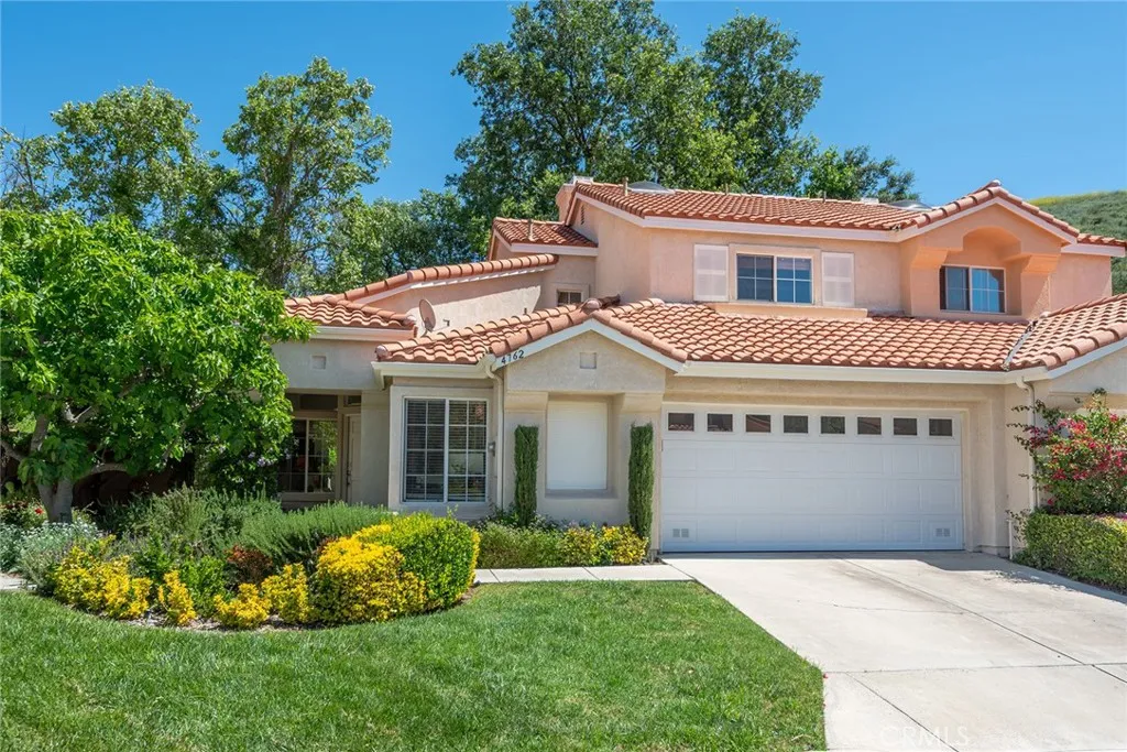 4762 Rhapsody Dr, Oak Park, CA 91377 photo 2
