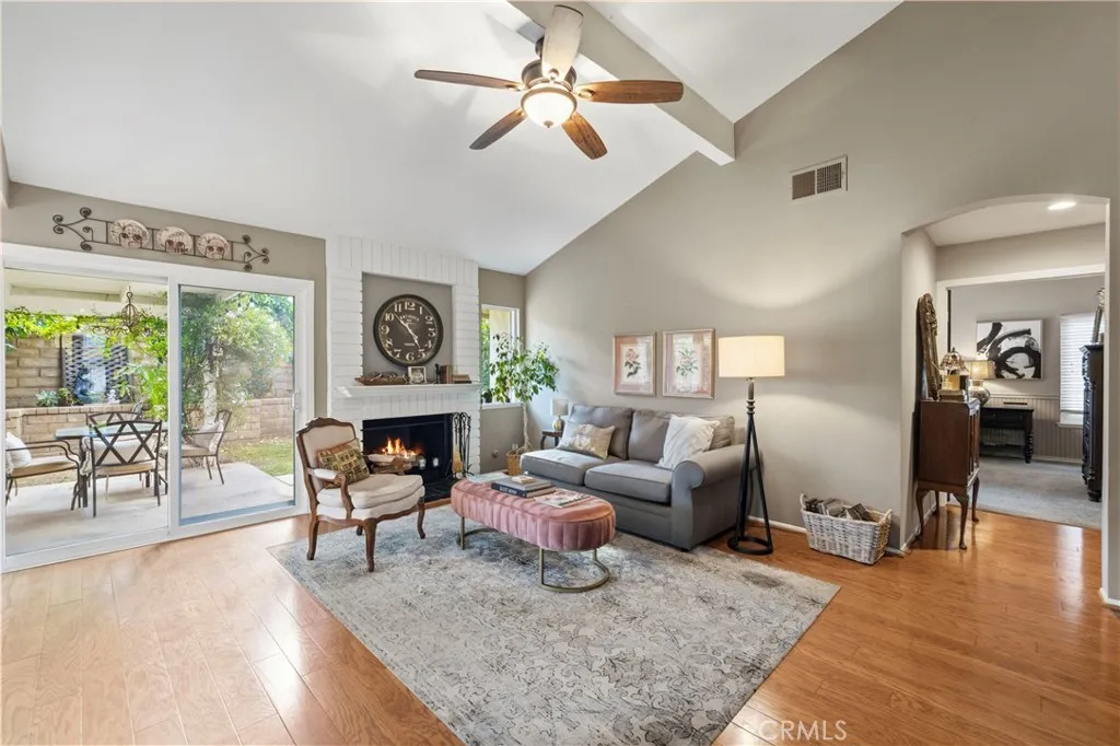 Additional image 27 of 25547 Via Impreso, Valencia, CA 91355