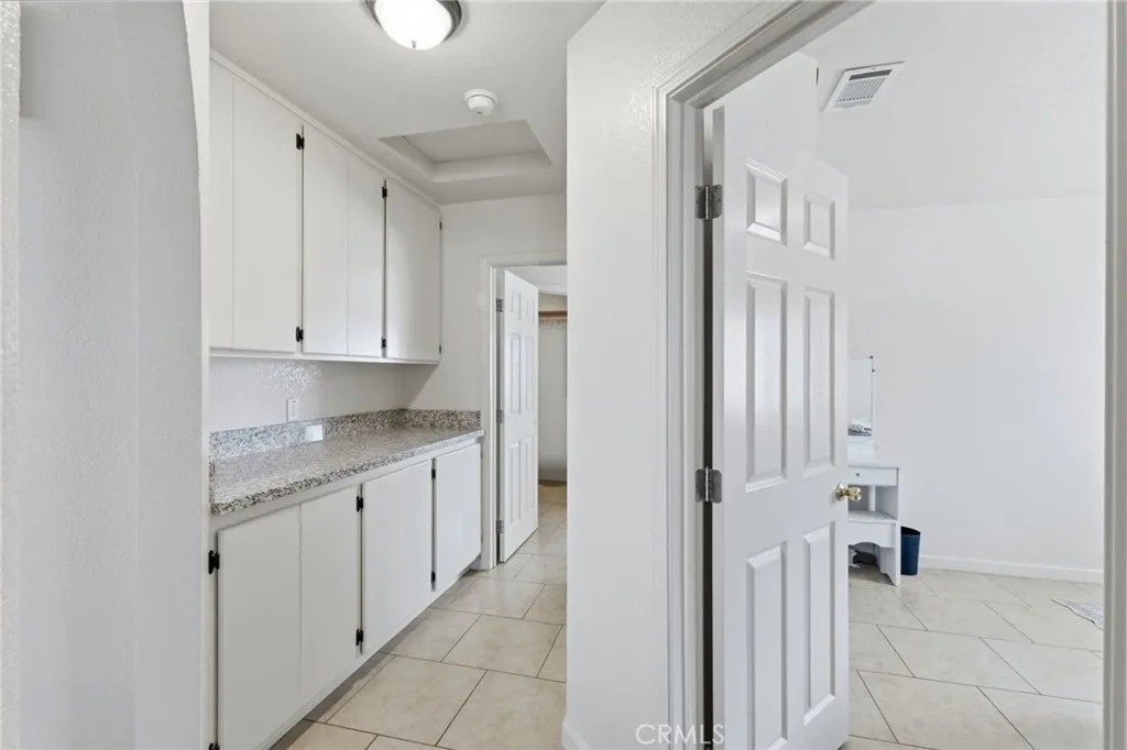 Additional image 98 of 12419 Pawnee Rd, Apple Valley, CA 92308